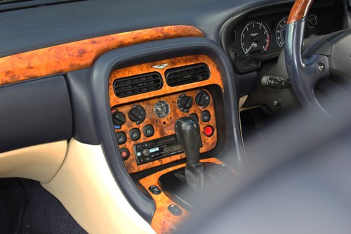 2001 Aston Martin DB7 Vantage Volante Auto In vendita (immagine 53 di 118)