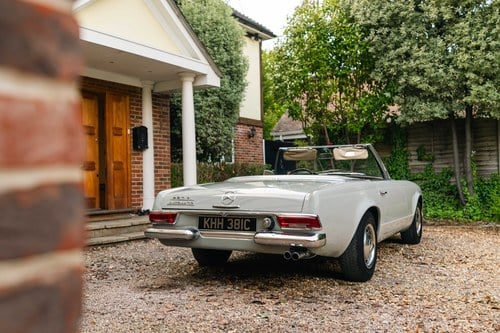 1965 Mercedes-Benz 230 SL 'Pagoda' In vendita (immagine 5 di 135)