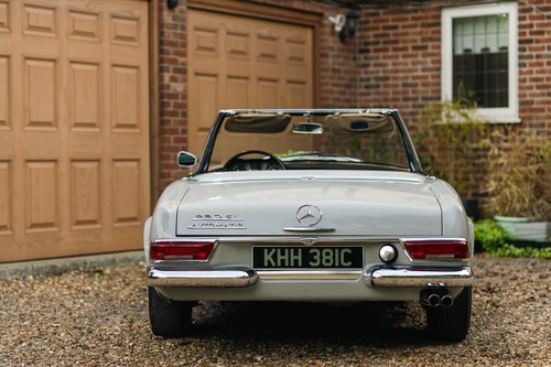 1965 Mercedes-Benz 230 SL 'Pagoda' In vendita (immagine 7 di 135)