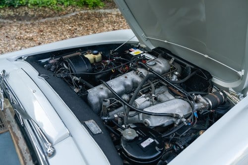 1965 Mercedes-Benz 230 SL 'Pagoda' In vendita (immagine 113 di 135)
