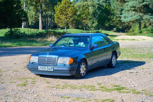 1992 Mercedes-Benz 300CE Auto zum Verkauf (Bild 6 von 164)