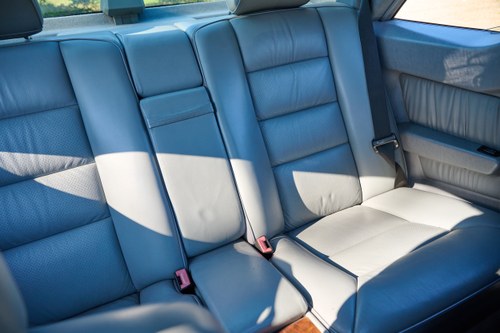 1992 Mercedes-Benz 300CE Auto zum Verkauf (Bild 47 von 164)