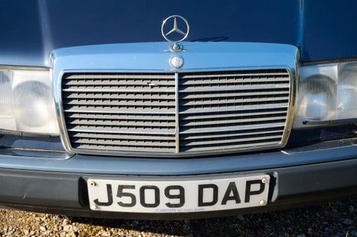 1992 Mercedes-Benz 300CE Auto zum Verkauf (Bild 90 von 164)