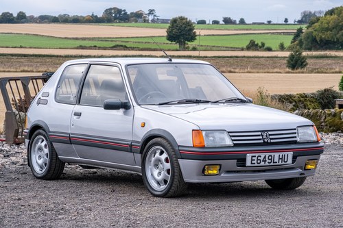 1988 Peugeot 205 GTI Phase 2 Mi16 1.9 In vendita (immagine 1 di 100)
