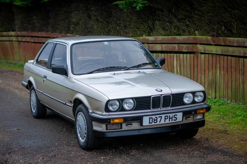 1987 BMW E30 316 zum Verkauf (Bild 7 von 193)