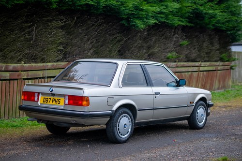 1987 BMW E30 316 zum Verkauf (Bild 13 von 193)