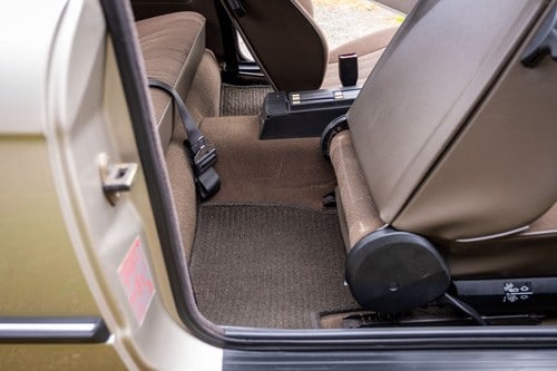 1987 BMW E30 316 zum Verkauf (Bild 40 von 193)