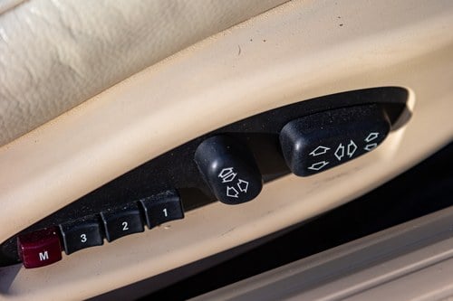 2006 BMW E64 650i Te koop (foto 54 van 193)