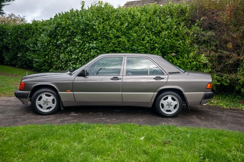 1990 Mercedes-Benz 190E 2.0 In vendita (immagine 5 di 177)