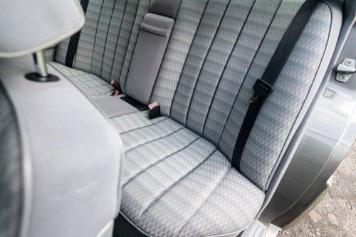 1990 Mercedes-Benz 190E 2.0 In vendita (immagine 41 di 177)