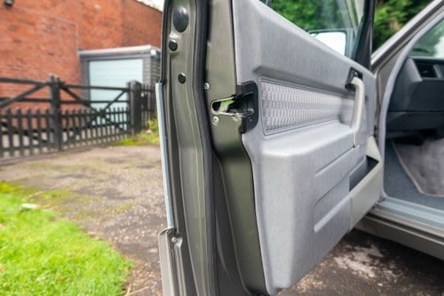 1990 Mercedes-Benz 190E 2.0 In vendita (immagine 65 di 177)