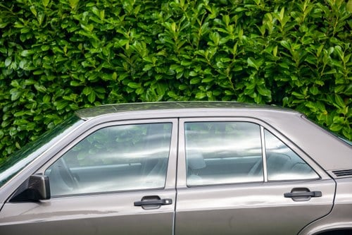 1990 Mercedes-Benz 190E 2.0 In vendita (immagine 86 di 177)