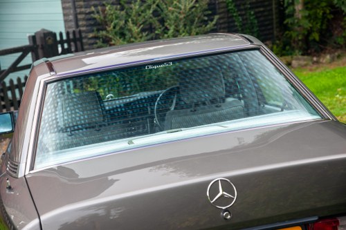 1990 Mercedes-Benz 190E 2.0 In vendita (immagine 107 di 177)