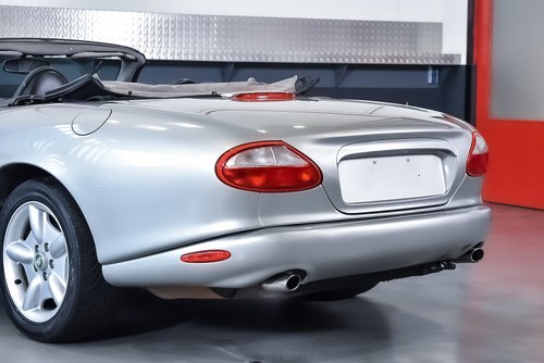 1999 Jaguar X100 XK8 Convertible zum Verkauf (Bild 62 von 80)