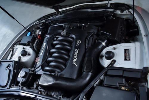 1999 Jaguar X100 XK8 Convertible zum Verkauf (Bild 71 von 80)