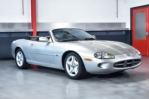 1999 Jaguar X100 XK8 Convertible zum Verkauf (Bild 19 von 80)