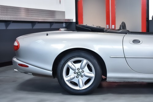 1999 Jaguar X100 XK8 Convertible zum Verkauf (Bild 52 von 80)