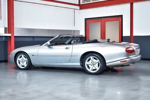 1999 Jaguar X100 XK8 Convertible zum Verkauf (Bild 4 von 80)