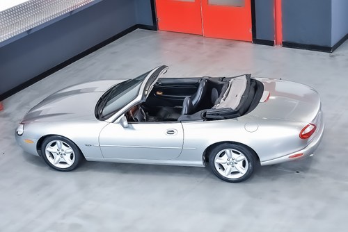 1999 Jaguar X100 XK8 Convertible zum Verkauf (Bild 16 von 80)