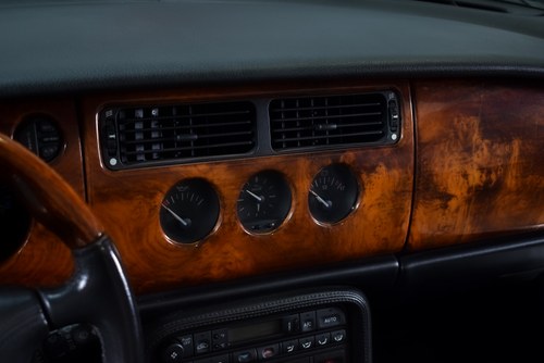 1999 Jaguar X100 XK8 Convertible zum Verkauf (Bild 32 von 80)