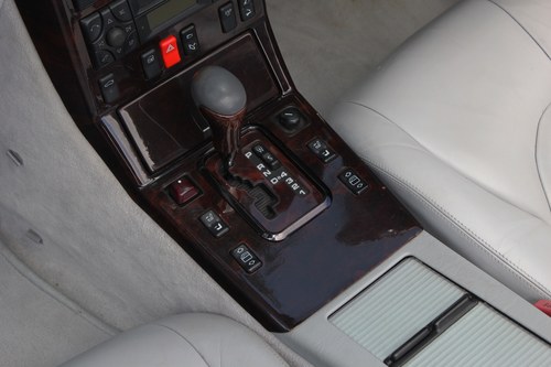 2000 Mercedes-Benz SL320 R129 For Sale (picture 59 of 148)