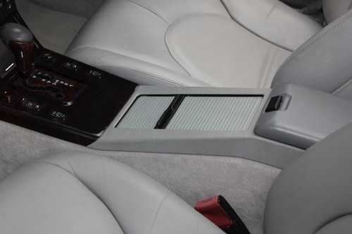 2000 Mercedes-Benz SL320 R129 For Sale (picture 60 of 148)