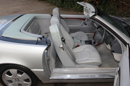 2000 Mercedes-Benz SL320 R129 For Sale (picture 79 of 148)