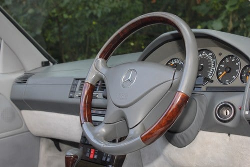 2000 Mercedes-Benz SL320 R129 For Sale (picture 83 of 148)