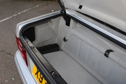 2000 Mercedes-Benz SL320 R129 For Sale (picture 93 of 148)