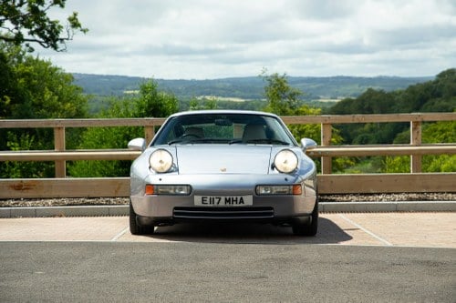 1987 Porsche 928 S4 In vendita (immagine 4 di 111)