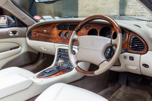 2002 Jaguar X100 XKR Convertible à vendre (picture 32 of 213)