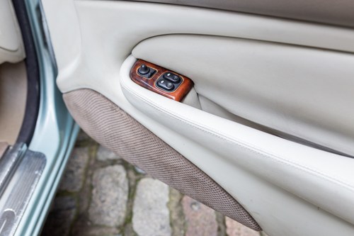 2002 Jaguar X100 XKR Convertible à vendre (picture 35 of 213)