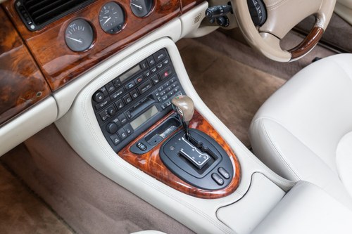 2002 Jaguar X100 XKR Convertible à vendre (picture 48 of 213)