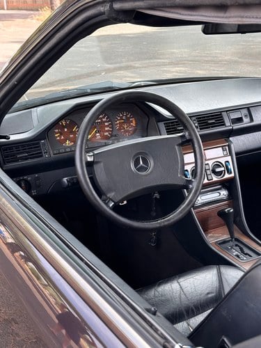 1988 Mercedes-Benz 230 CE Brabus SGS Biarritz For Sale (picture 38 of 107)