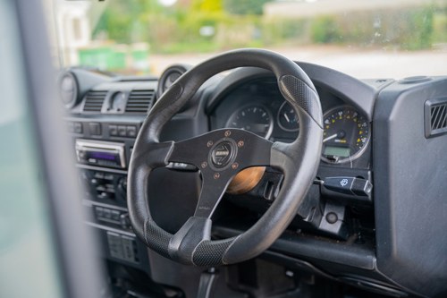 2010 Land Rover Defender 110 Single-Cab Pick-Up à vendre (picture 24 of 184)