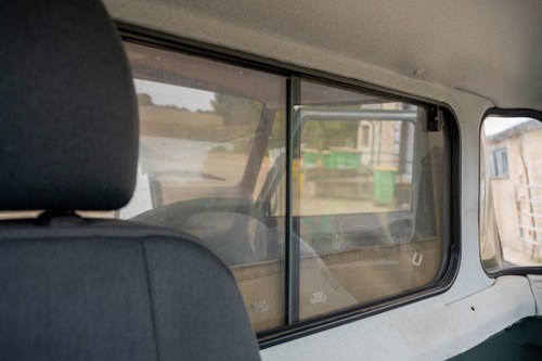 2010 Land Rover Defender 110 Single-Cab Pick-Up à vendre (picture 55 of 184)