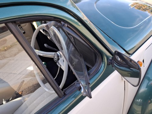 1997 Volkswagen Beetle with Rollback Sunroof à vendre (picture 51 of 60)