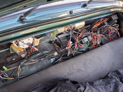 1997 Volkswagen Beetle with Rollback Sunroof à vendre (picture 38 of 60)