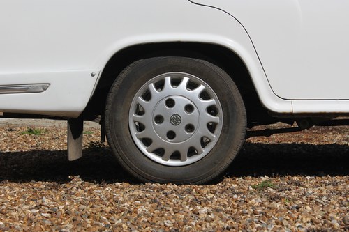 2009 Hindustan Ambassador Grand 1800ISX For Sale (picture 33 of 135)