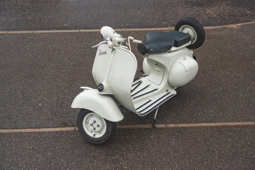 1955 Piaggio Vespa 150 For Sale (picture 2 of 55)