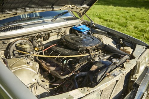 1982 Mercedes-Benz C123 230CE Pillarless Coupe In vendita (immagine 146 di 173)