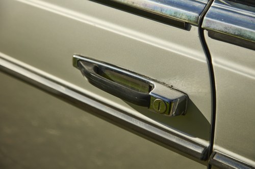 1982 Mercedes-Benz C123 230CE Pillarless Coupe In vendita (immagine 110 di 173)