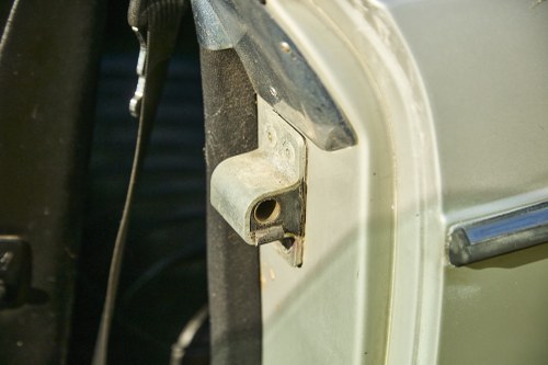 1982 Mercedes-Benz C123 230CE Pillarless Coupe In vendita (immagine 76 di 173)