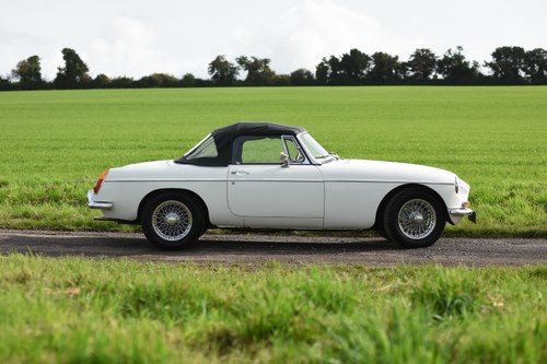 1969 MGB Roadster In vendita (immagine 19 di 180)