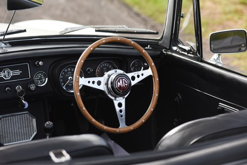 1969 MGB Roadster In vendita (immagine 42 di 180)