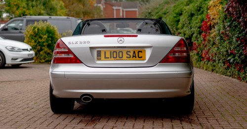 2001 Mercedes-Benz SLK320 (R170) Te koop (foto 10 van 109)