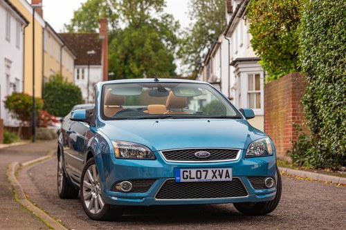 2007 Ford Focus 2L CC zum Verkauf (Bild 1 von 164)