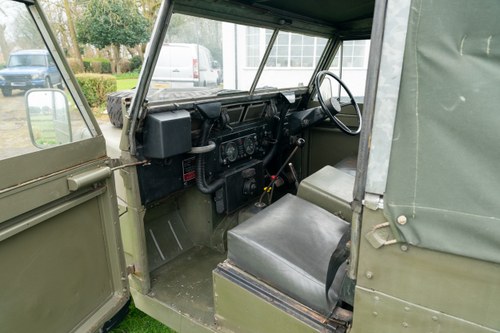 1985 Land Rover Series III Lightweight In vendita (immagine 34 di 142)