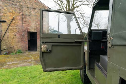 1985 Land Rover Series III Lightweight In vendita (immagine 51 di 142)