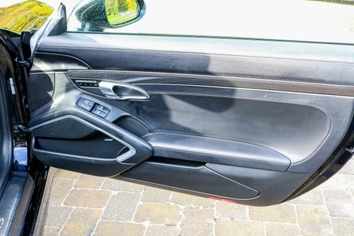 2015 Porsche 991.1 911 Targa 4 GTS In vendita (immagine 30 di 80)